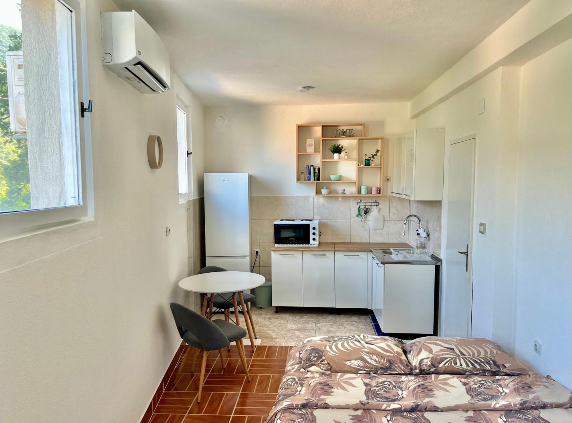 Studio Apartment * Дони-Моринь